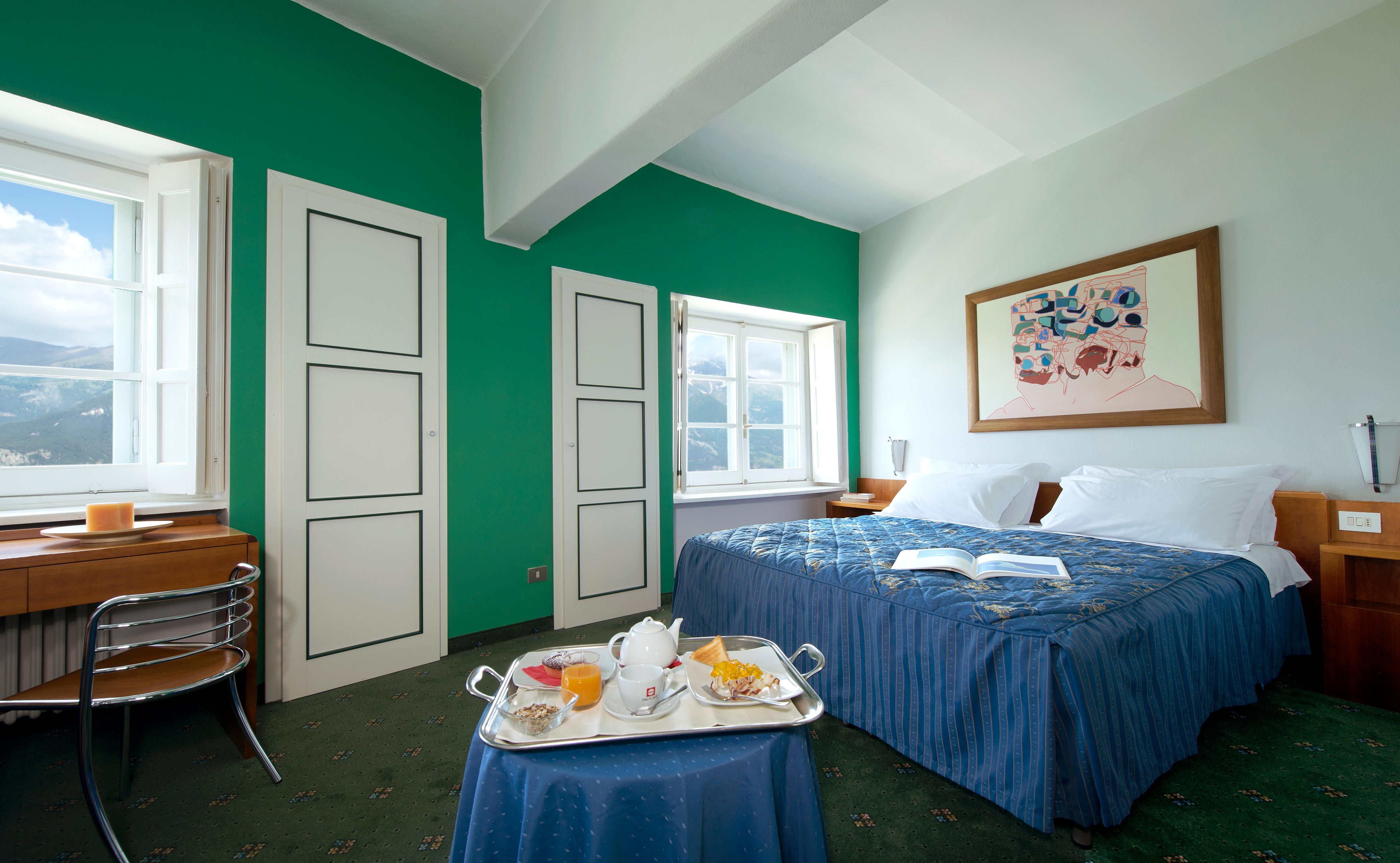 Hotel La Torre Oulx Esterno foto