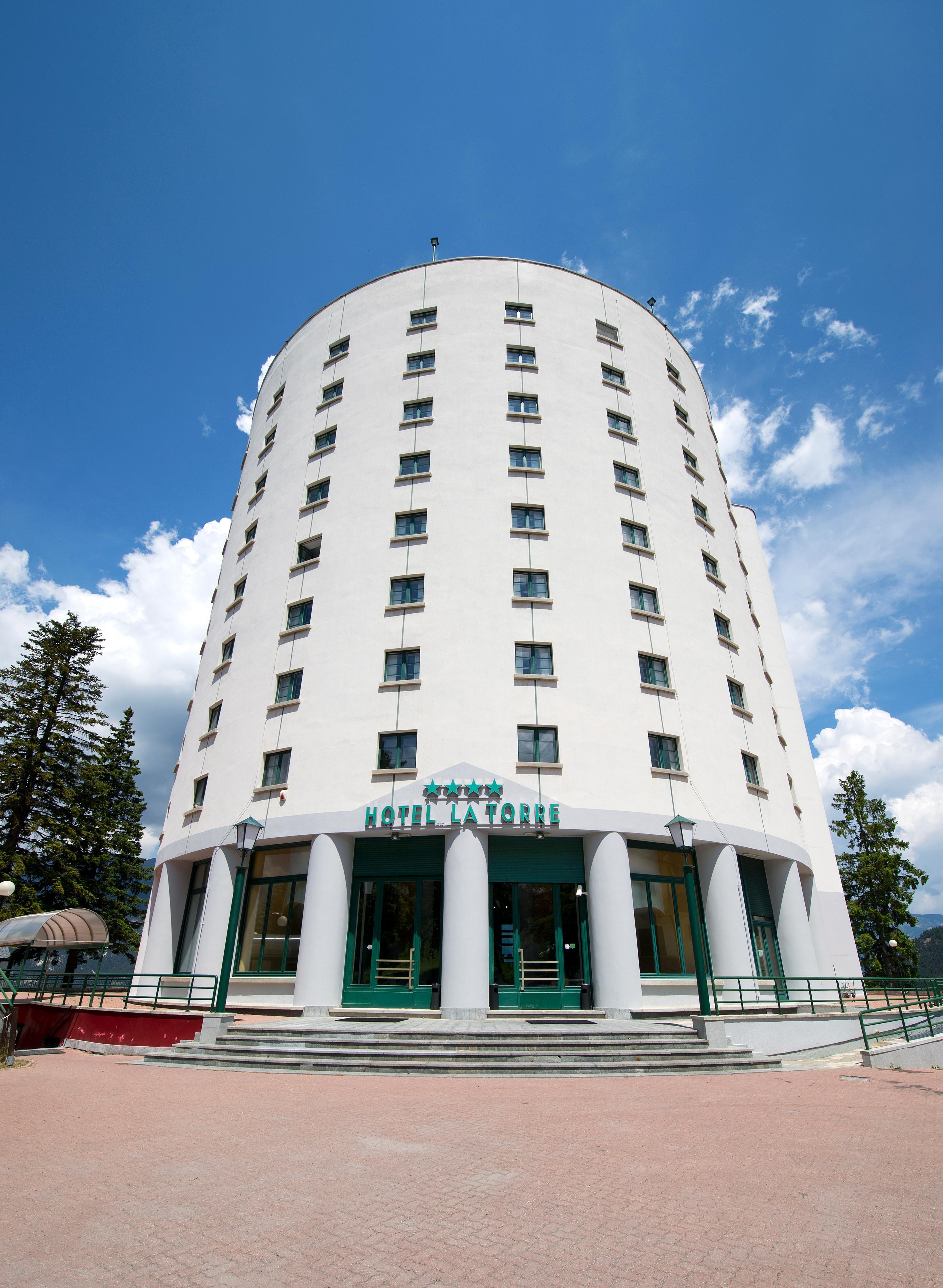 Hotel La Torre Oulx Esterno foto
