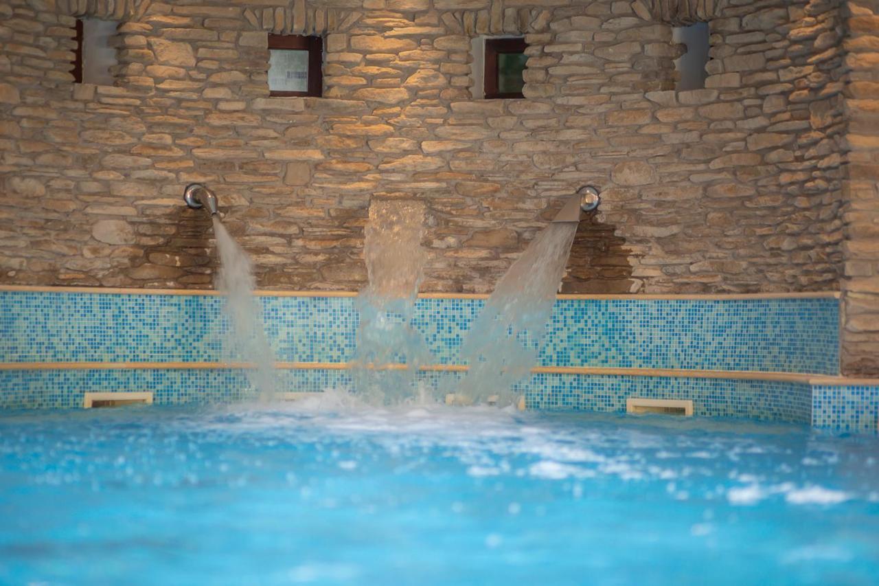 Hotel La Torre Oulx Esterno foto